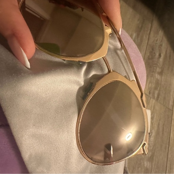 Dior Sunglasses - Picture 7 of 10